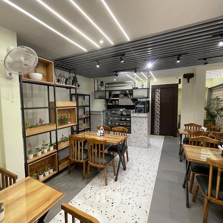 Motimahal Inn Haldwāni Екстериор снимка