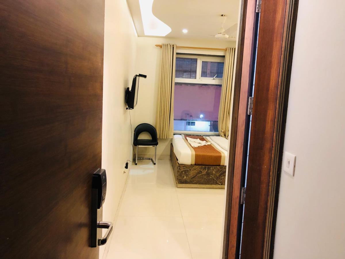 Motimahal Inn Haldwāni Екстериор снимка